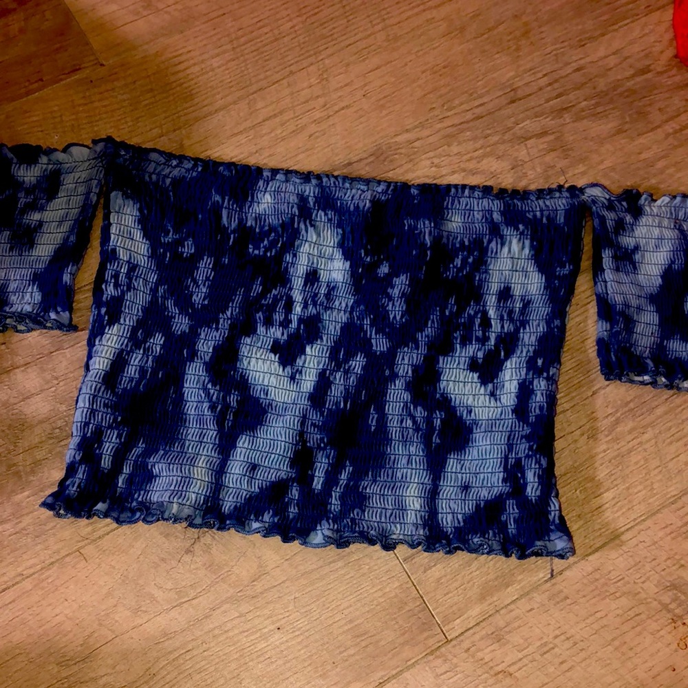Blue white Crop top, very stretchy